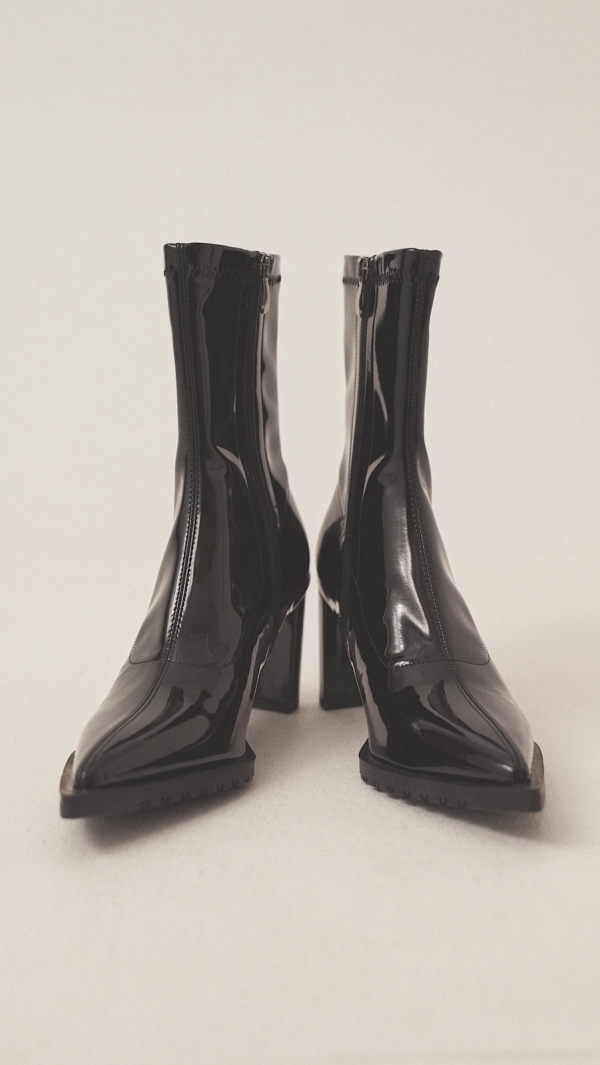 pointed enamel boots